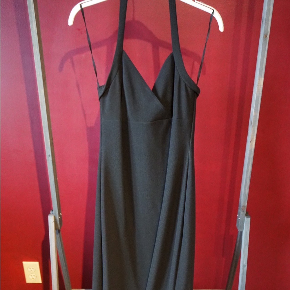 Long Dress - Picture 2 of 6